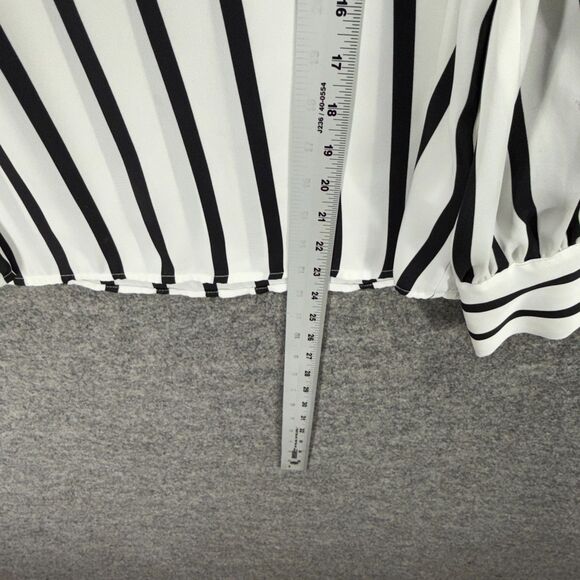 Express Blouse Women XS White Striped Long Sleeve V-Neck Pullover Casual - Picture 6 of 7